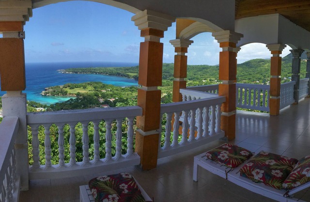 Sea view and mountain view at Harmony Heights Villa