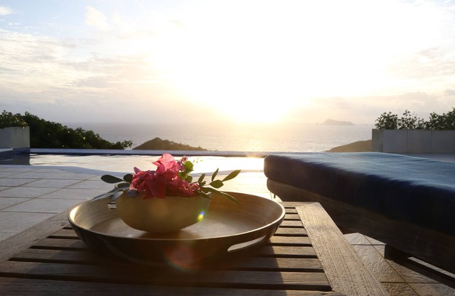 Seacliff/A beautiful Villa with amazing Ocean views, n2BRs, ideal for 2-4 Guests