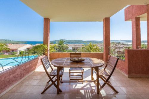 Seaview Apartment (N° 22)