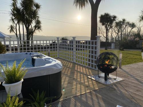 Seaview Cottage on the Island