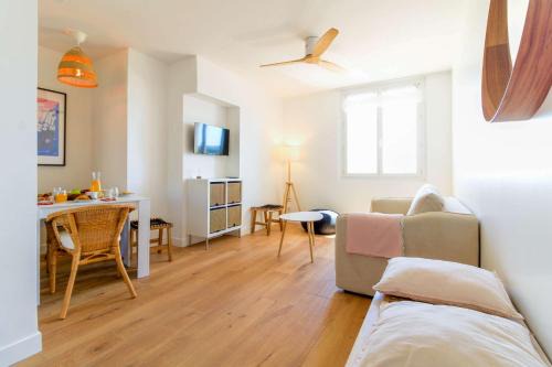 SELECT'soHOME - T3 vue mer - Centre ville avec place de parking - CALYPSO