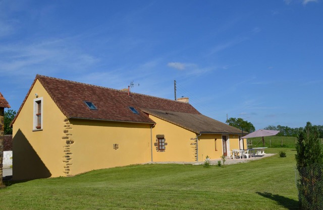 Self catering in Saint-Georges-du-Bois Pays de la Loire Sarthe (72)