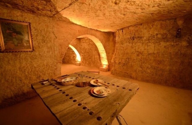 Self catering Alamar y Alamar II for 20 people.