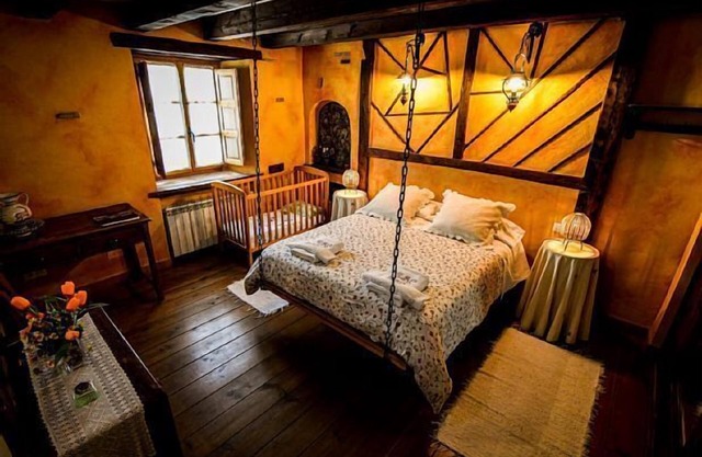 Self catering La Mora Cantana for 18 people