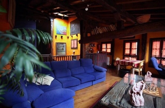 Self catering Lupardika for 12 people