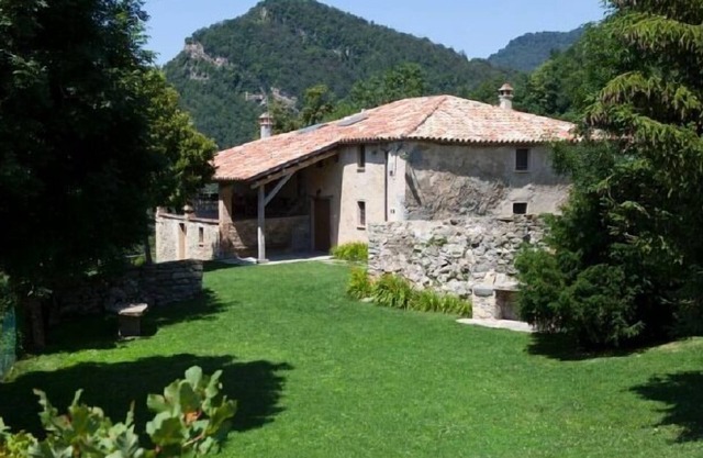 Self catering Mas Quintana de Ciuret for 16 people