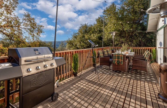 Sequoia's Dream: Mountain View, Spa, Heated Floors, Bar, Cinema! Near Yosemite!