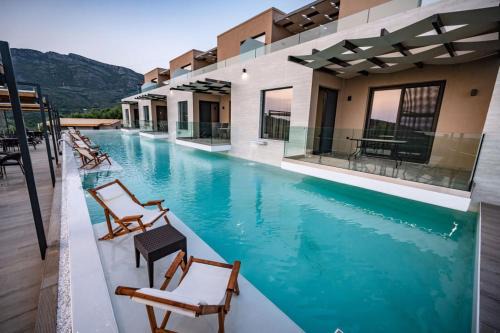 Serenity Suites Sea View Houses