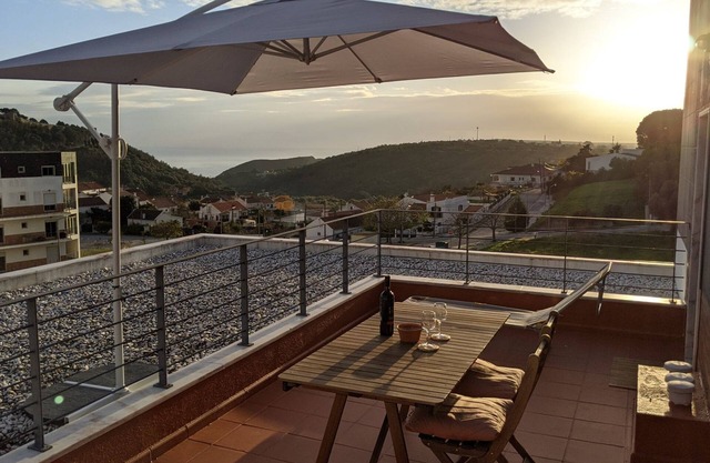 Sesimbra 3BDR Apartment W/Terrace by LovelyStay