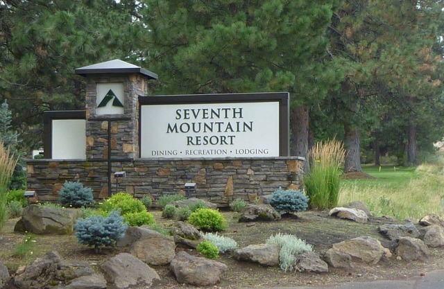 Seventh Mountain Resort Near Beautiful Bend Oregon In Deschutes National Forest