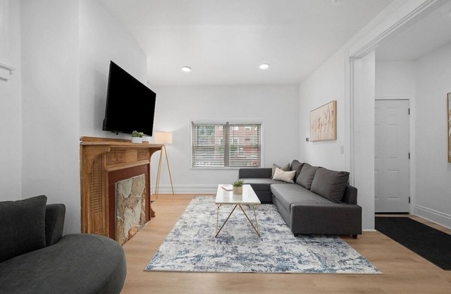Shadyside/Central @1 Spacious and Modern 1Bdr with Free Parking