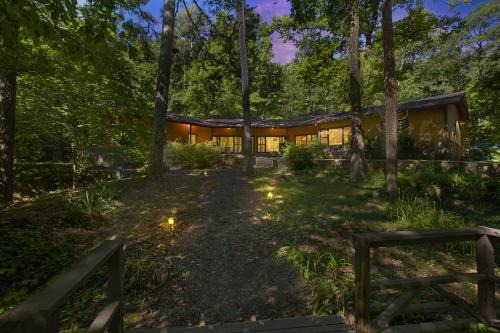 Shangri-La ! A Serene Retreat