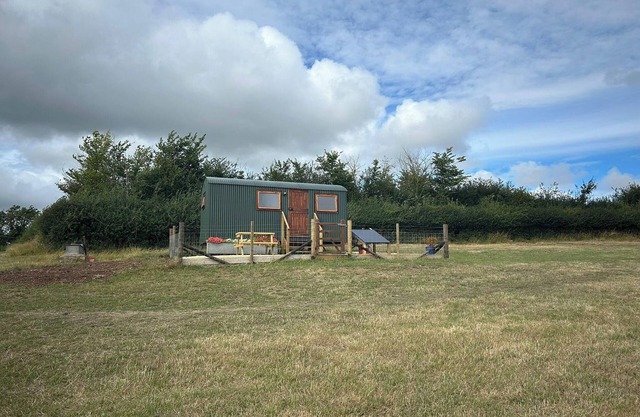 Shepherds hut near Bath