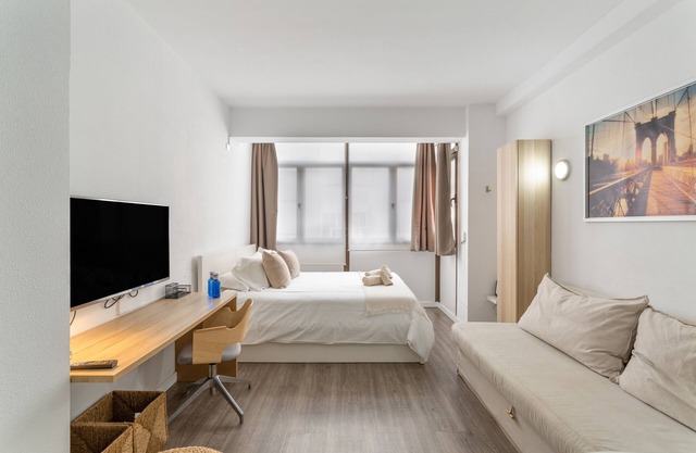 Siempreviva Beach Las Canteras, with Wi-Fi