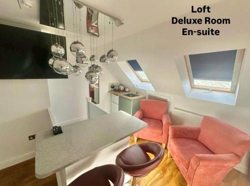 Silk Hotel