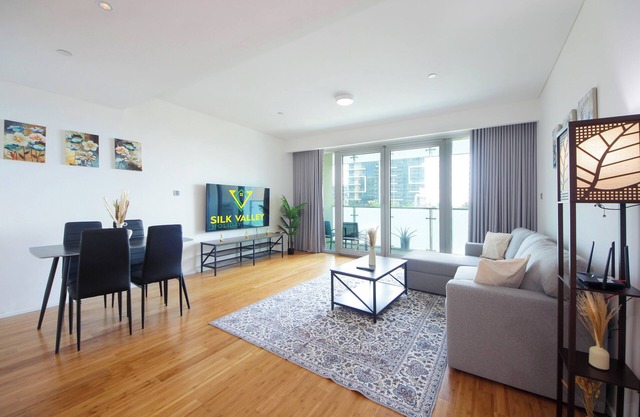 Silk Valley - Luxury 1 bedroom with private beach access