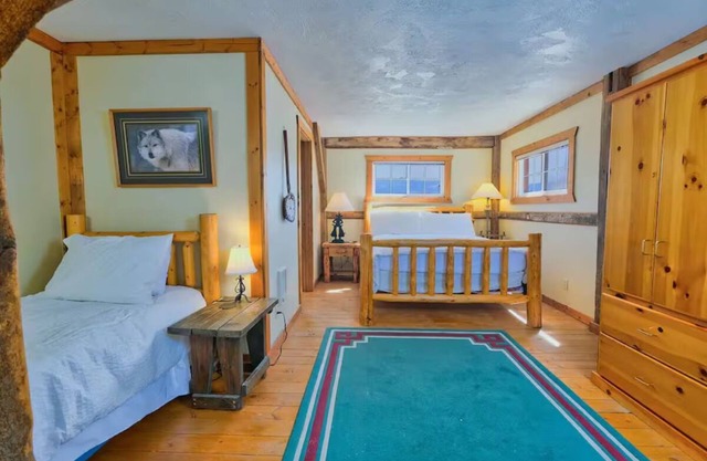 Silver Spur Suite .