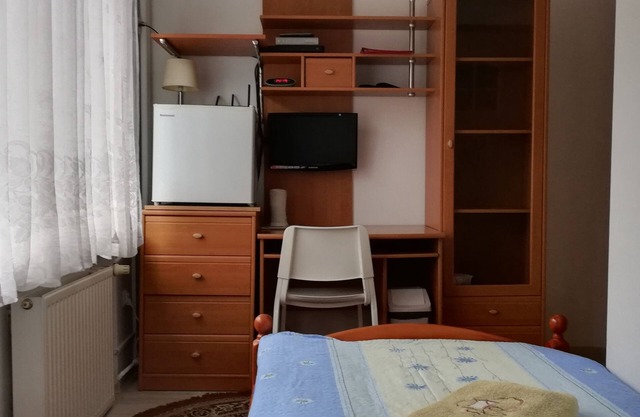 Single Room with internal bathroom in Gdansk Oliwa