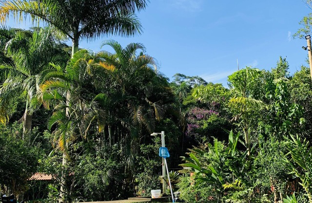 Site with 3 bedrooms and pool. Complete place for family and friends.