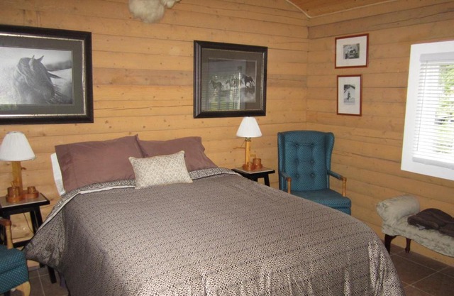 Six Mile River Resort