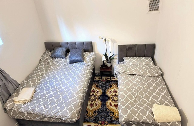 Sleep4 - Close To Purley Station & Local Shops