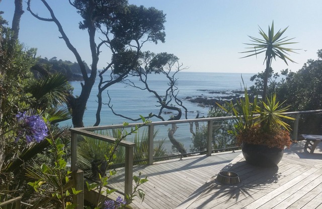 Slice of Pacific Paradise