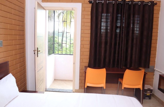 Smilestay Shree Jayaganga Arcade