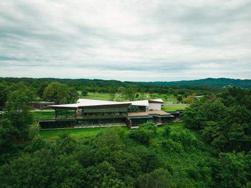 SNOW PEAK FIELD SUITE SPA HEADQUARTERS