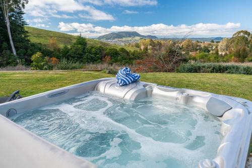 Soak & Stay Acacia Bay - spa, pet, family friendly