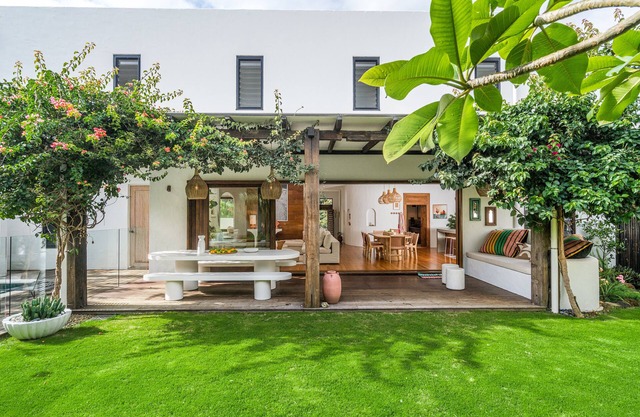 SOL VILLA - Luxury Retreat
