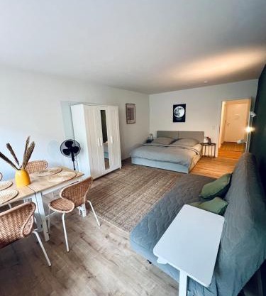 Sonniges und ruhiges Studio, 5 Min zur Messe und Arena Düsseldorf
