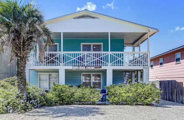 South Beach Cabana Down | Patio | Pool | Across Street from Beach