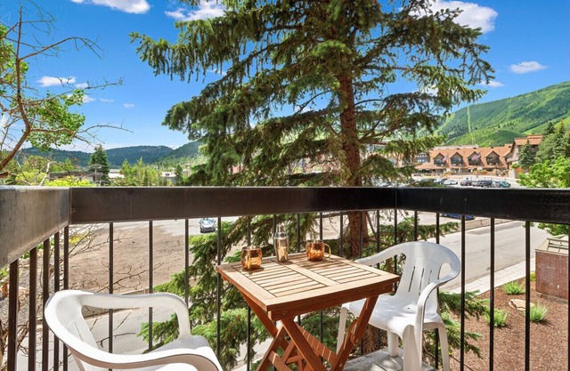 Southwestern 1 Bedroom Condo @ Park City