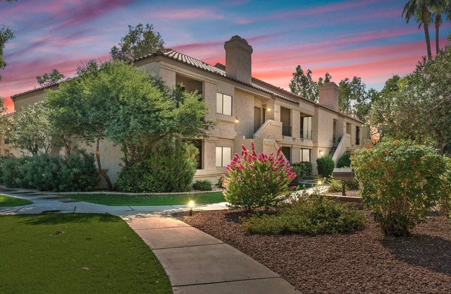 Spacious 2BR Condo with Courtyard View
