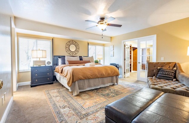 Spacious 3BR Extended Stay: Airport, Downtown, Ski