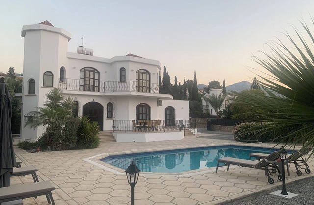 Spacious 4-bedroom villa with WiFi and AC in serene Çatalköy