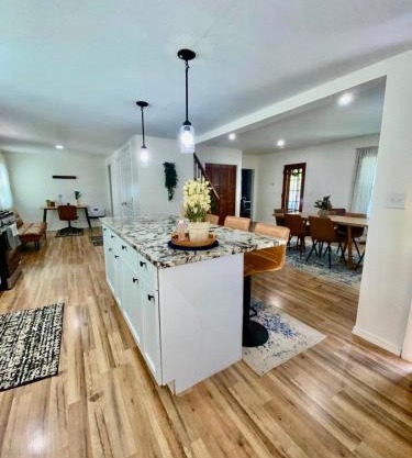 Spacious 4BR home w 2BA, a workspace & king bed!