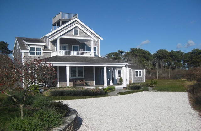Spacious 5BR 7 bath Home on 3 Acres Near Beach/Bike Path/Shuttle Bus