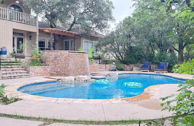 Spacious Family Home-Outdoor Living in North Central San Antonio