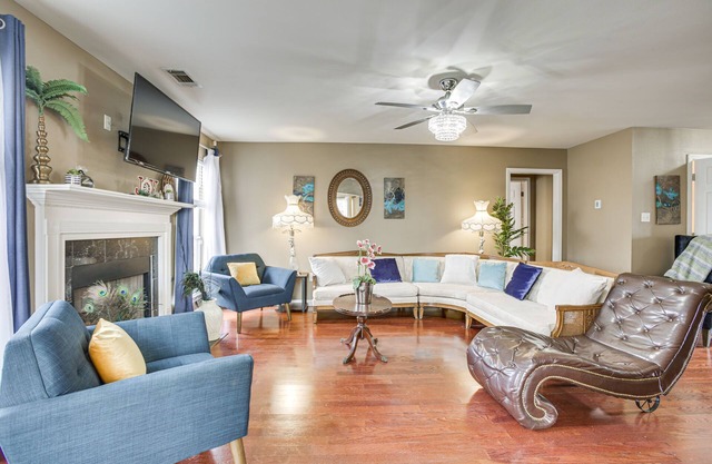 Spacious Family-Friendly Home in Denham Springs!