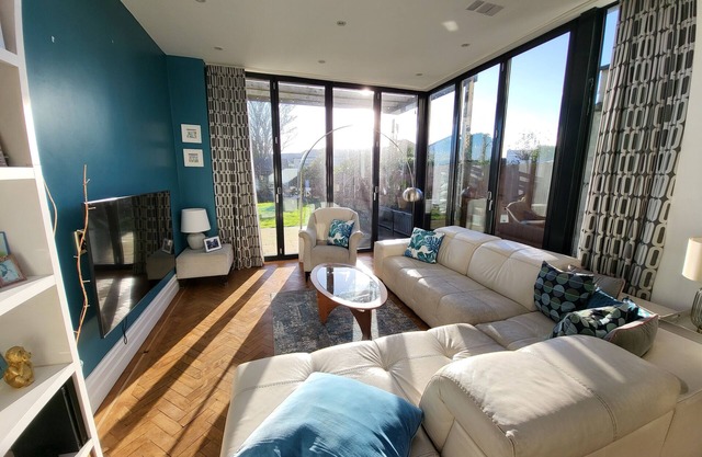 Spacious Galway City House
