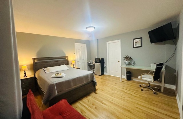 Spacious Private Suit Room in Fairfax City