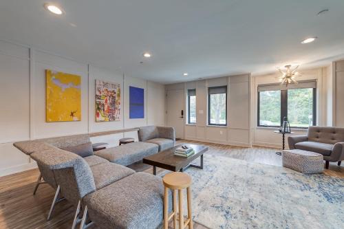 Spacious & Spotless Home in A2 Walk to Big House