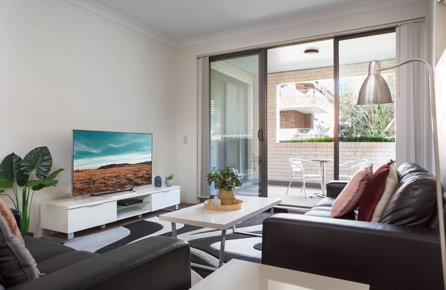 Spacious Two-Bedroom Apartment near Hospital