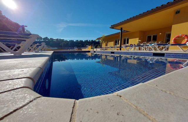 Spacious villa with private pool, a stone's throw from the beaches of San Marti.