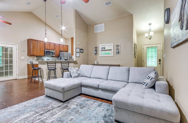 Spacious Yard! Navarre Home in Quiet Neighborhood