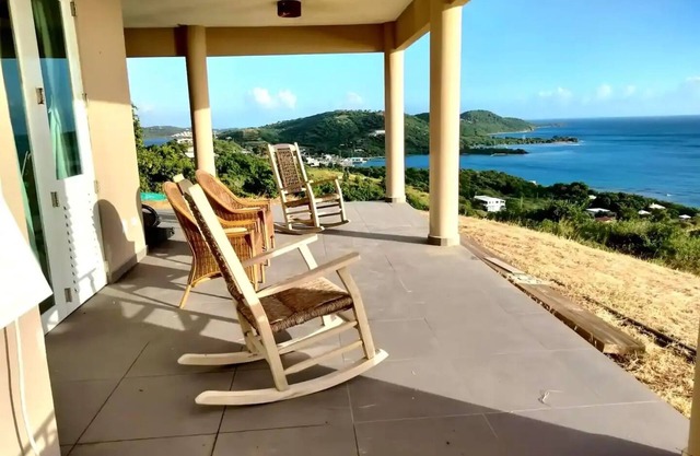 Spectacular Villa Vista Melones First Floornn