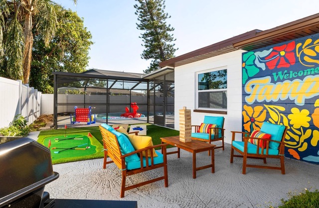 Stadium Splash! Walk to Ray Jay, Private Pool, Games, Putting Green & More – Perfect Tampa Stay!