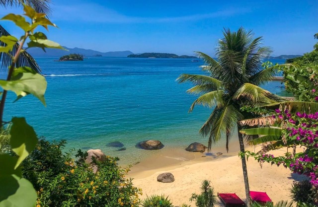 Star Fisherman: House with private beach in the middle of nature