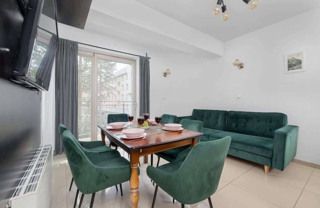 Stara Polana | Luxurious Apartment | Pool